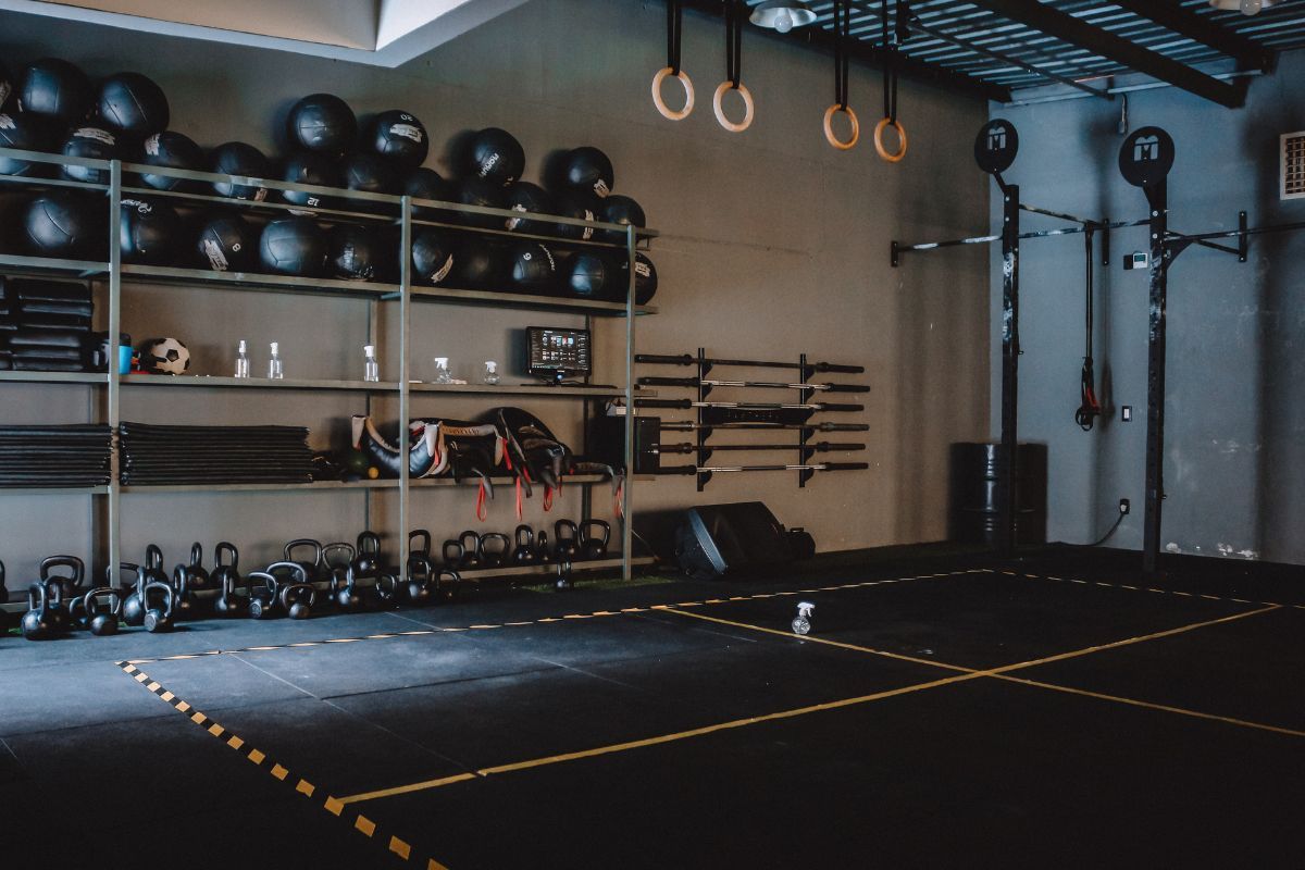 Weighing the Pros and Cons of CrossFit